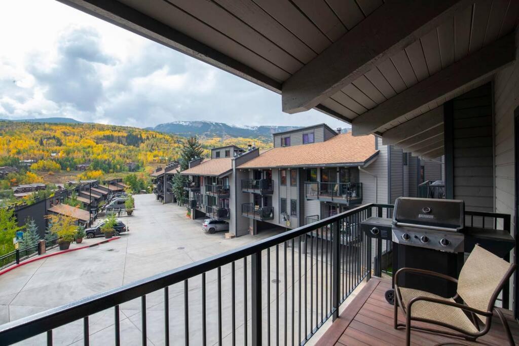 Updated 3 Bedroom 2 Ba With Pool & Hot Tub - Stunning Mountain Views! Сноумасс Виллидж Экстерьер фото