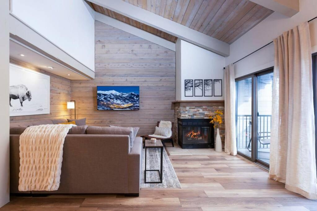 Updated 3 Bedroom 2 Ba With Pool & Hot Tub - Stunning Mountain Views! Сноумасс Виллидж Экстерьер фото